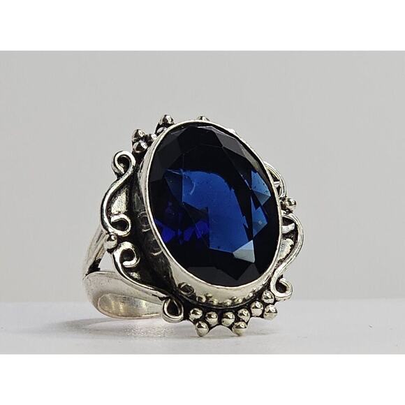 Unbranded Jewelry - Vintage Stunning Handmade Costume Oval Blue Stone And Filigree Ring 8.75